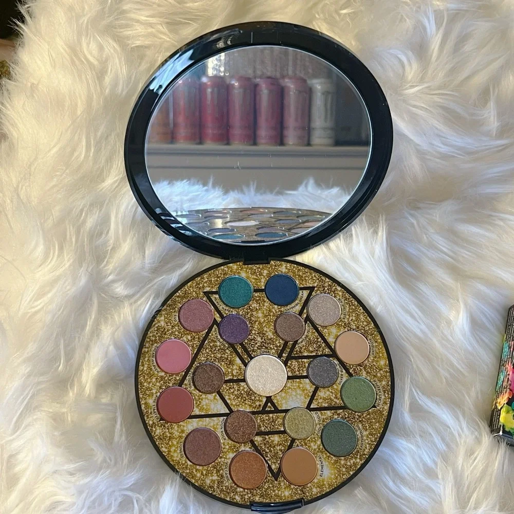 Urban Decay Elements, Stoned Vibes, and Electric Palettes - Picture 2 of 4